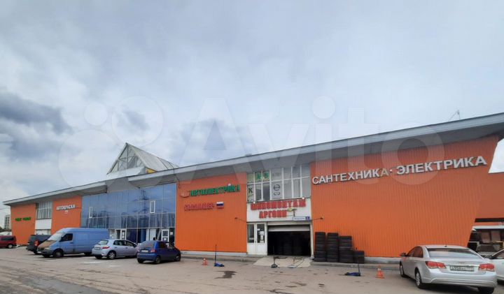 Здание, 2000 м²