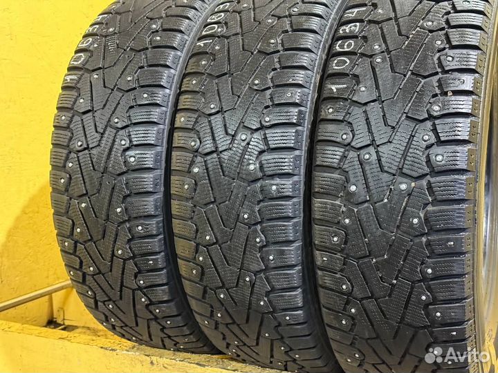 Pirelli Ice Zero 215/65 R17 103T