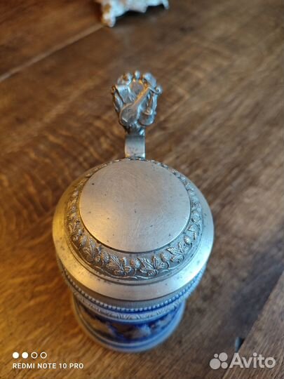 Старинная пивная кружка