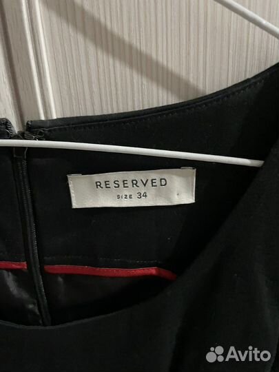 Платье reserved