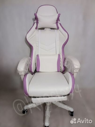 Геймерское кресло бело-сиреневой расцветки. Новое