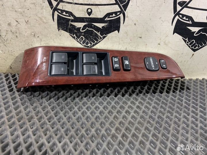 Блок управления стеклоподъемниками Toyota Camry