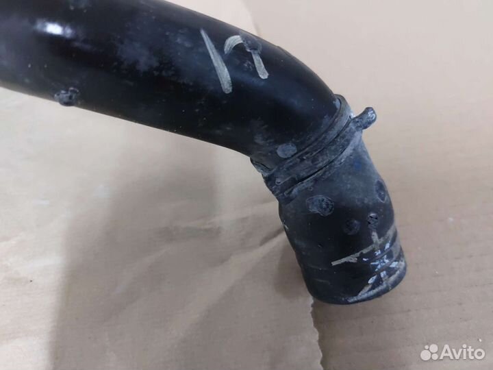 Патрубок системы охлаждения volkswagen jetta 5