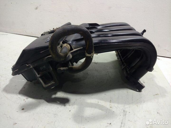 Коллектор впускной Nissan Juke F15 2011-2019
