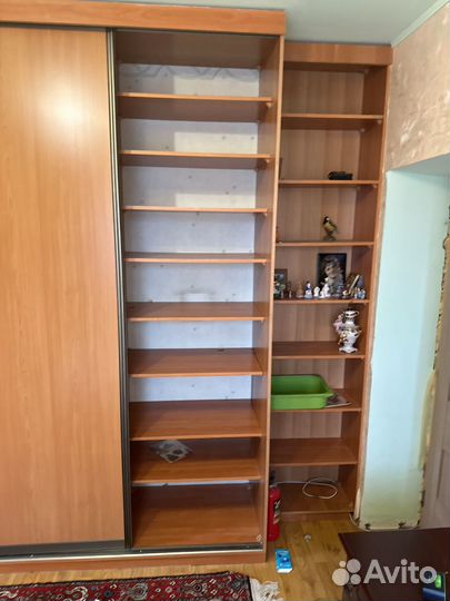 Встроеныц шкаф в разборе