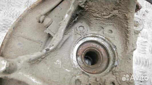 Ступица передняя левая volkswagen passat B6 (LDN11