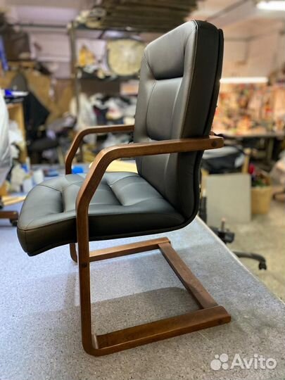 Кресло на полозьях