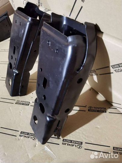 Кронштейн рамы передний Lexus Lx 570