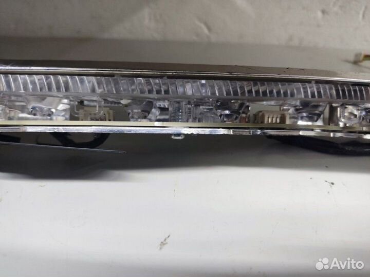 Дхо фары, ресничка правое Toyota Rav4 A40 2016