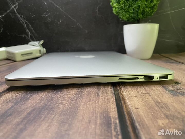 MacBook Pro 13 Retina 2015 8/256 Gb