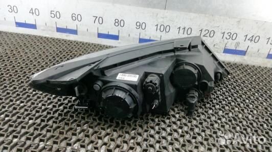 Фара левая KIA sorento 2 (1AD04MR01)