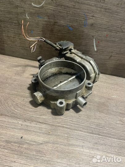 Дроссельная заслонка Мерседес M272 M273