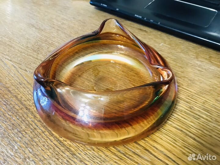 Пепельница гутное стекло