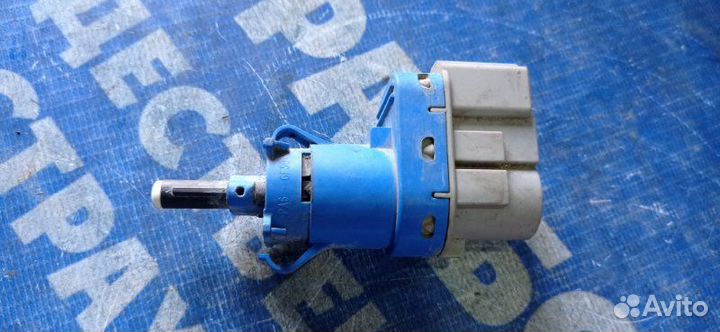 Датчик педали тормоза Ford Focus 3 седан iqdb 2013