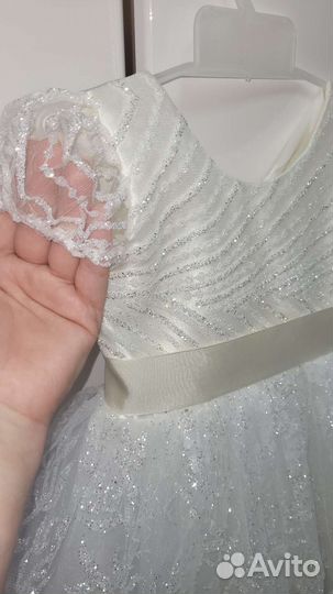 Платье нарядное 92