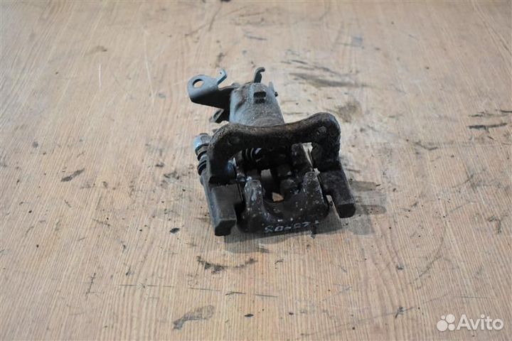 Суппорт тормозной задний правый Renault Megane