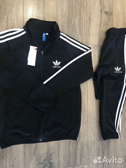 Мужской спортивный костюм adidas