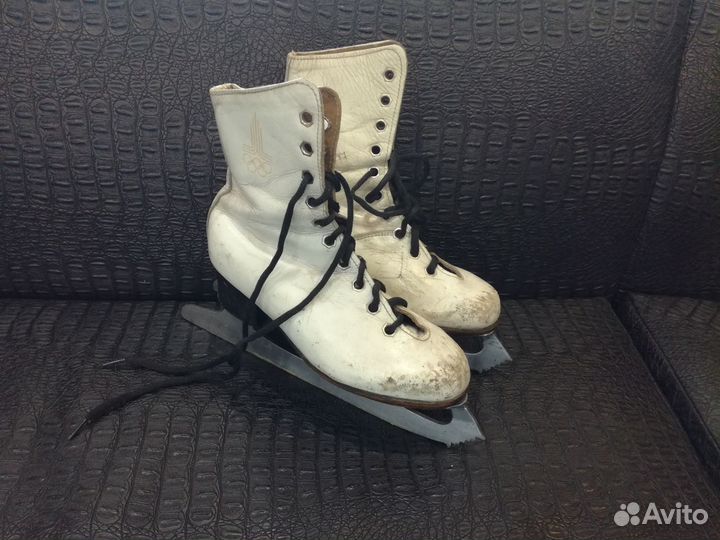 Коньки фигурные детские.Отдам