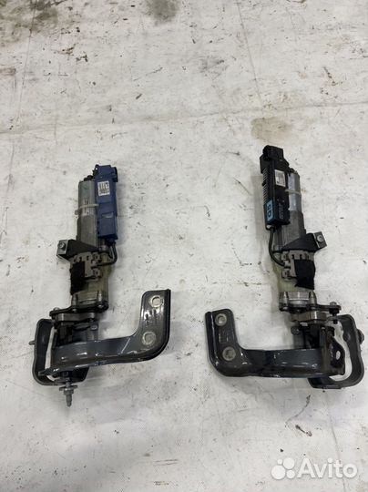 Мотор подьема крышки багажника audi q5 8r