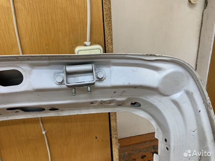 Дверь багажника Kia Sportage 2010-2016 737003W010