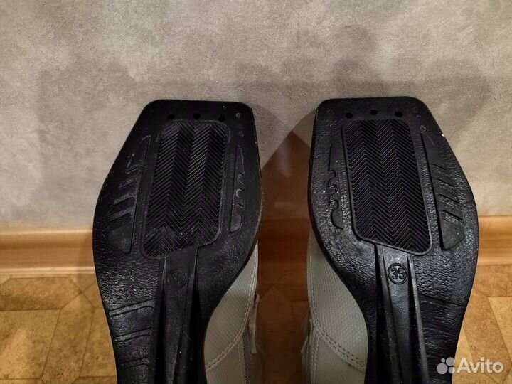 Беговые лыжи