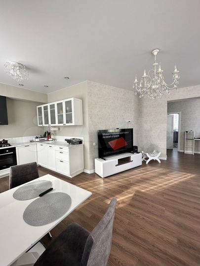 3-к. квартира, 77 м², 2/4 эт.