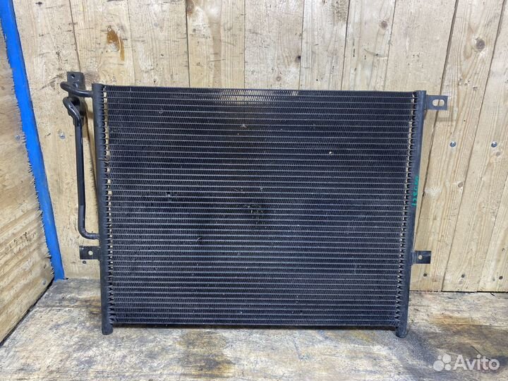 Радиатор кондиционера BMW E46 128059