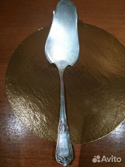 Мельхиоровая лопатка для торта