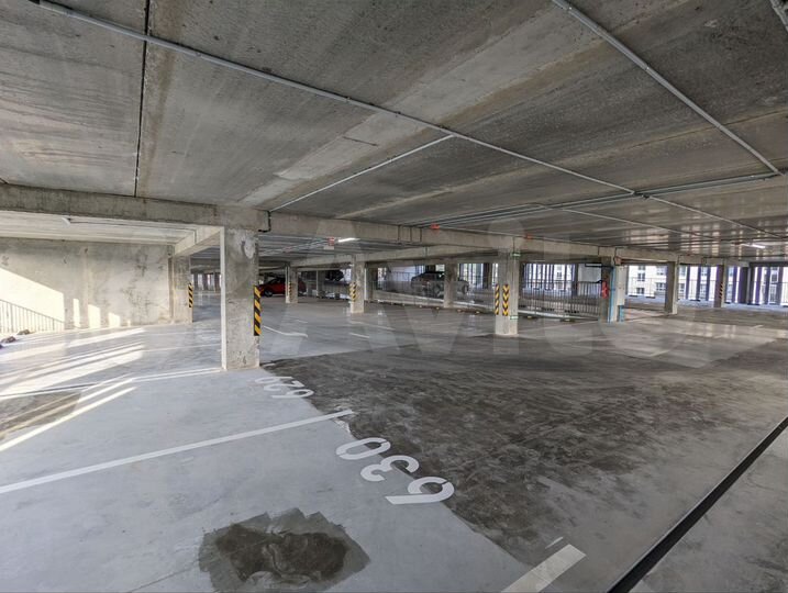 Машиноместо, 13 м²