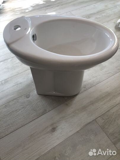 Биде подвесное и напольное