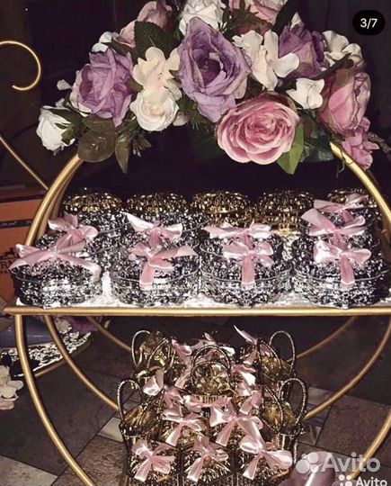 Подставки для невесты Хонча для подарка