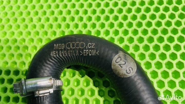 Патрубок отопителя Audi A8 D3 (4E) 2002-2010