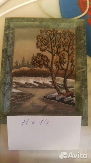 Панно из камня