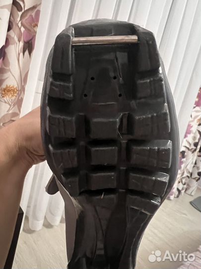 Лыжные ботинки