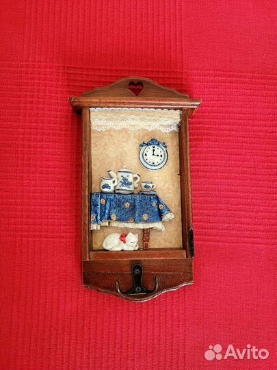 Ключница/вешалка настенная из дерева