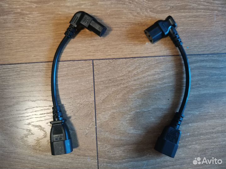 Угловой переходник IEC-320-C14