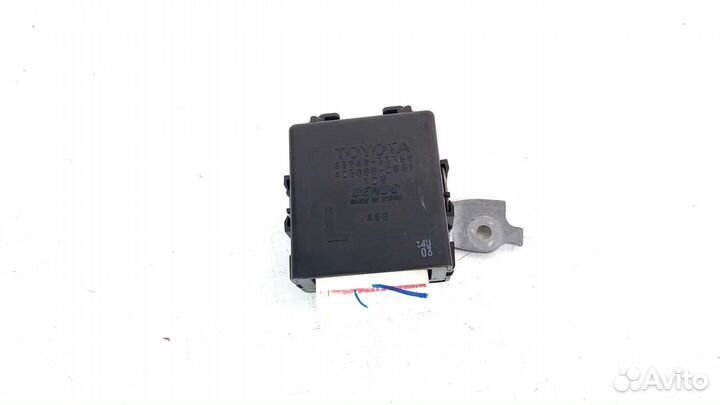 Блок стеклоочистителя Toyota Camry XV50