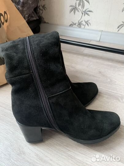 Сапоги замшевые