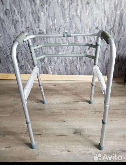 Ходунки для взрослых инвалидов