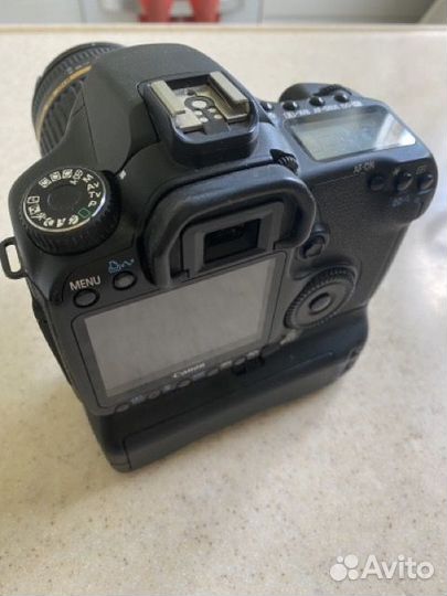 Canon 40d + tamron 18-250 + bg-e2