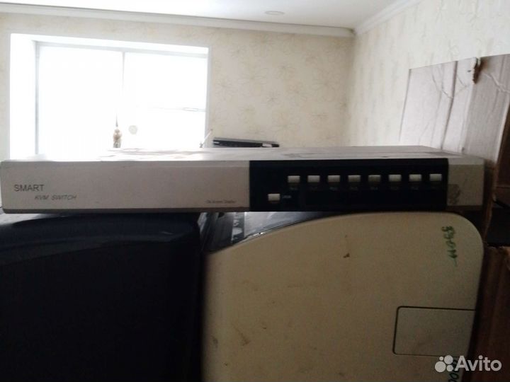 KVM переключатель на 8 пк