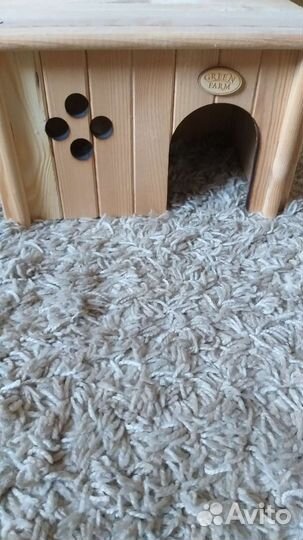 Домик для морской свинки или домашних кроликов