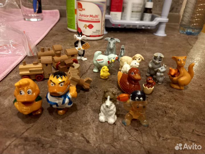 Киндер-сюрприз ферерро, ландрин, Петрушка,Томбола