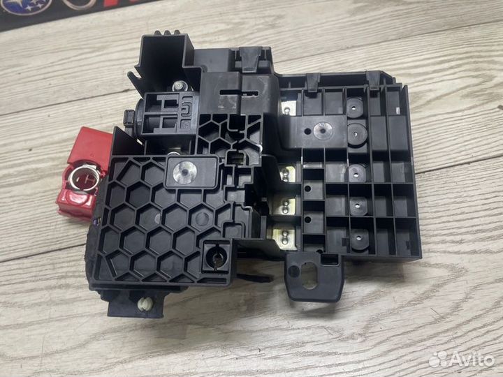 Блок предохранителей Bmw 5-Series G30 B47D20 2018