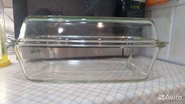 Форма для запекания стеклянная с крышкой