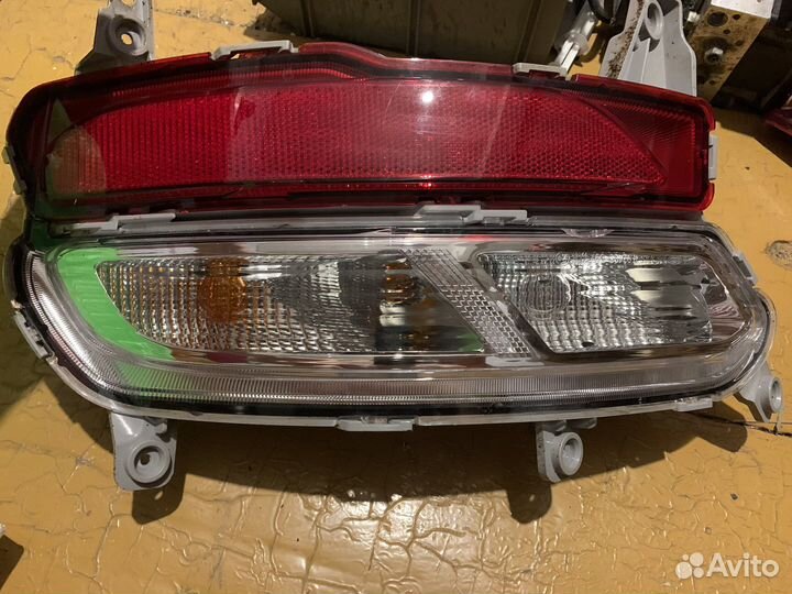 Фонарь задний правый kia Sportage