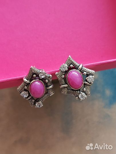 Серебряные серьги со звездчатой шпинелью