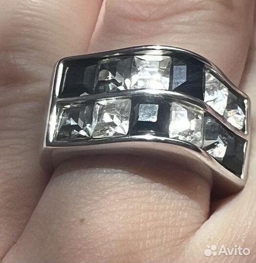 Swarovski кольцо