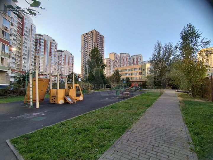 2-к. квартира, 59 м², 19/25 эт.