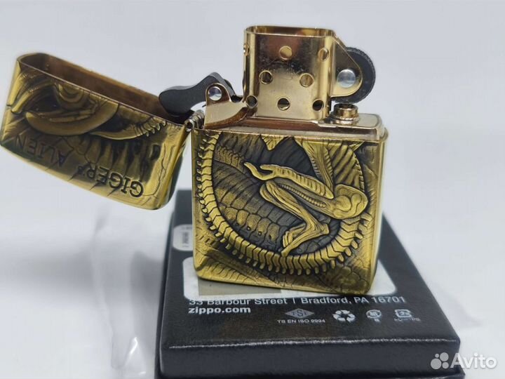 Зажигалка zippo броня armor чужой